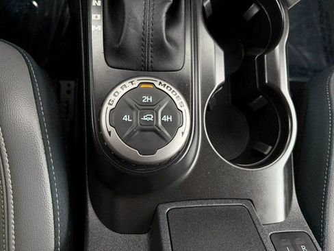 Certified 2022 Ford Bronco Outer Banks image 26