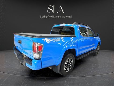 Used 2021 Toyota Tacoma TRD Sport AWD/4WD image 7