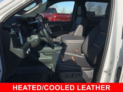 Used 2026 GMC Sierra 1500 AT4 w/ AT4 Premium Package AWD/4WD image 7