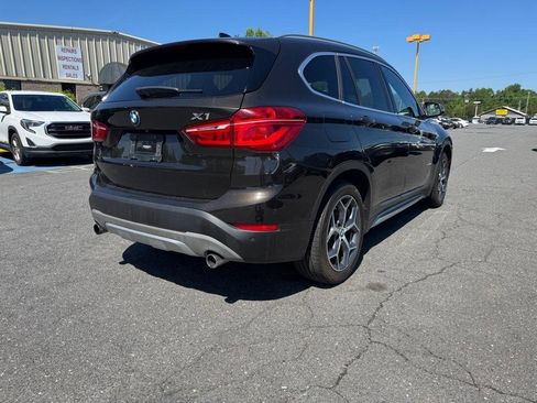 Used 2017 BMW X1 xDrive28i AWD/4WD image 5