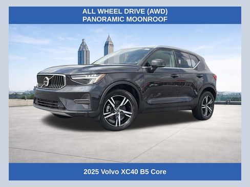 Used 2025 Volvo XC40 B5 Core AWD/4WD image 1