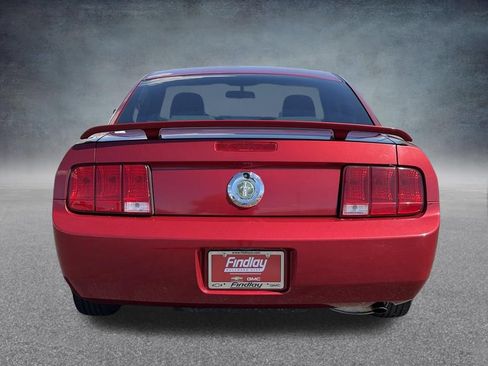 Used 2005 Ford Mustang Coupe RWD image 4