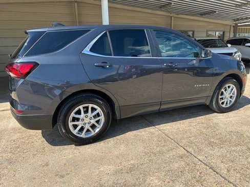 Used 2023 Chevrolet Equinox LT FWD image 4