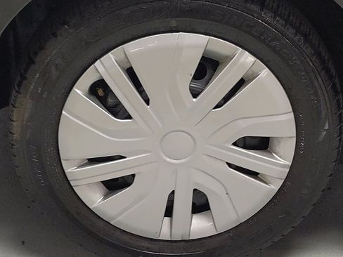 Used 2024 Mitsubishi Mirage LE FWD image 31