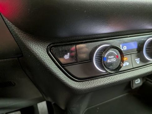 Used 2024 Honda HR-V Sport image 8