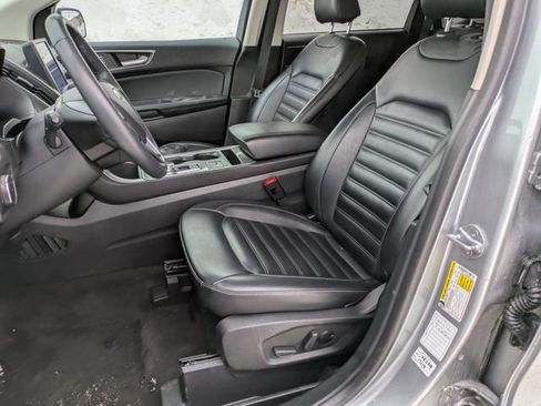 Used 2024 Ford Edge SEL image 7