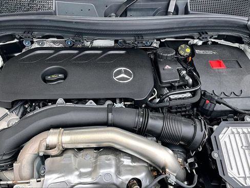 Used 2026 Mercedes-Benz GLA 250 4MATIC image 9