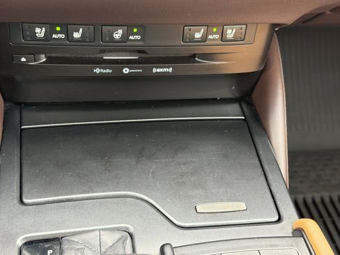 Used 2020 Lexus ES 350 w/ Premium Package FWD image 24