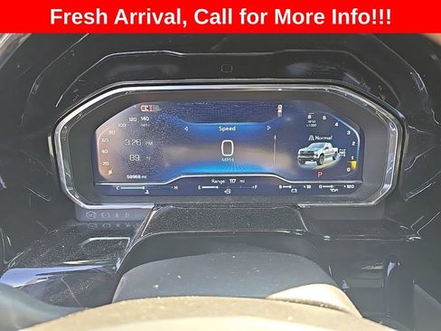 Used 2024 Chevrolet Silverado 1500 LT Trail Boss w/ Protection Package AWD/4WD image 4