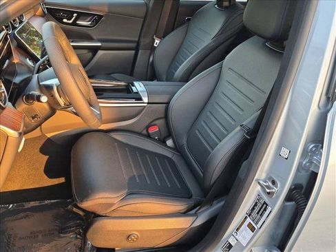 Used 2026 Mercedes-Benz GLC 300 4MATIC image 16