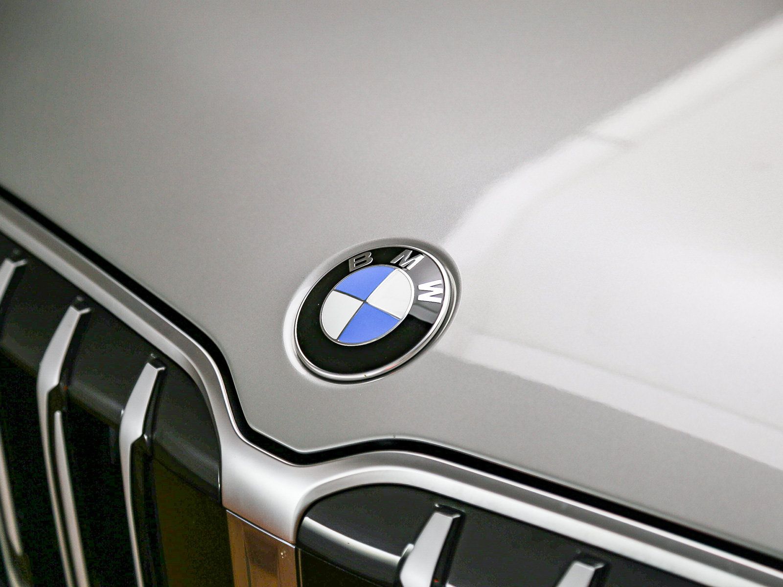 Used 2026 BMW X1 xDrive28i w/ Convenience Package AWD/4WD image 9