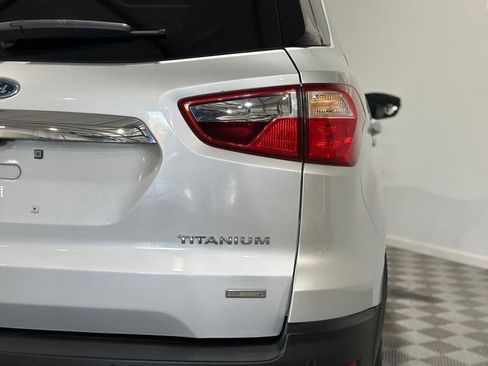 Used 2018 Ford EcoSport Titanium image 36