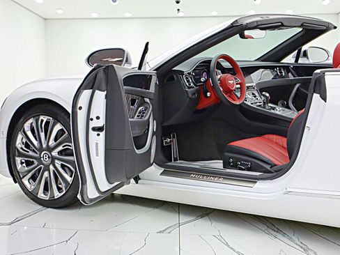 Certified 2022 Bentley Continental GT Mulliner AWD/4WD image 5