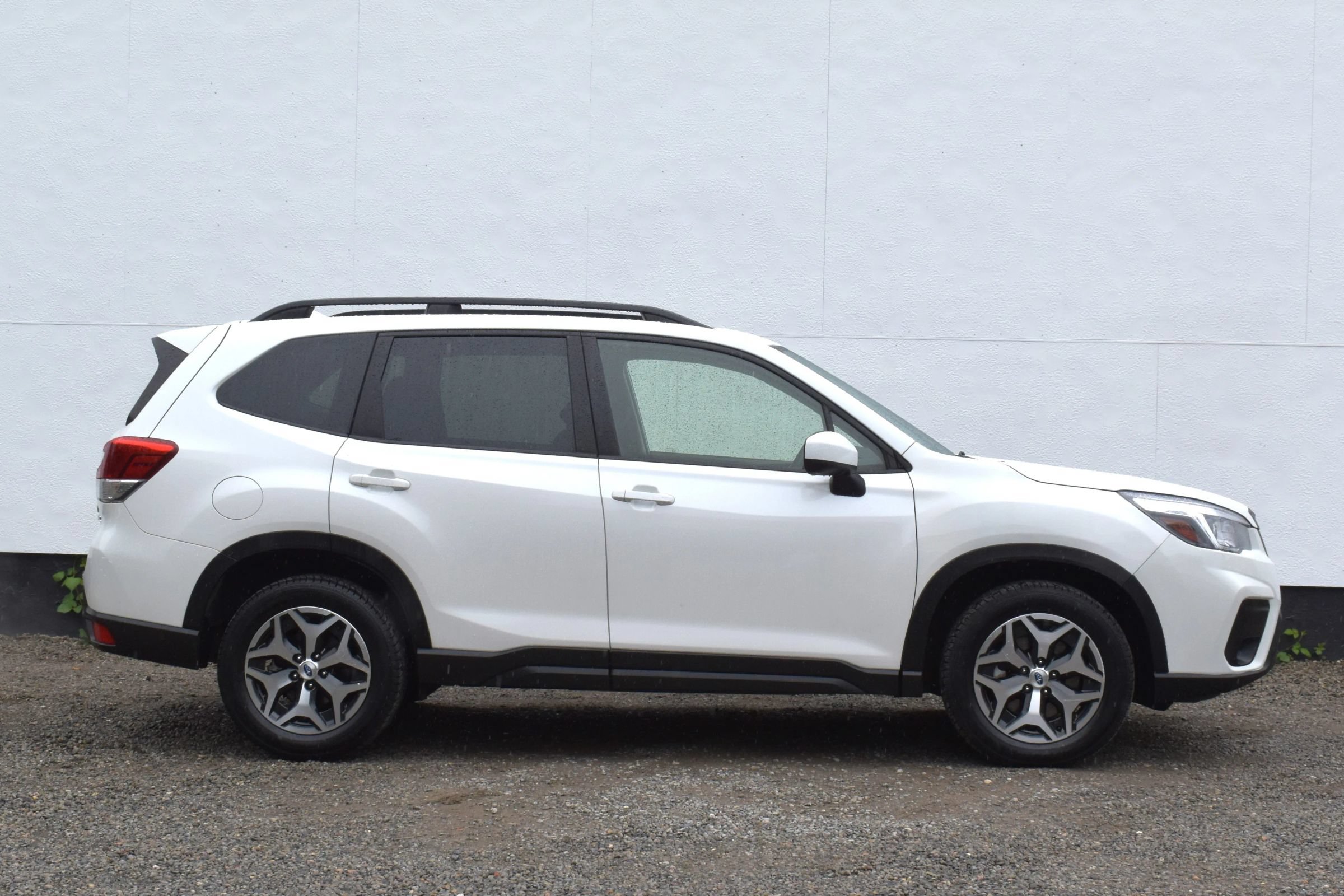 Used 2020 Subaru Forester Premium AWD/4WD image 43