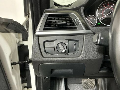 Used 2019 BMW 430i Convertible RWD image 17