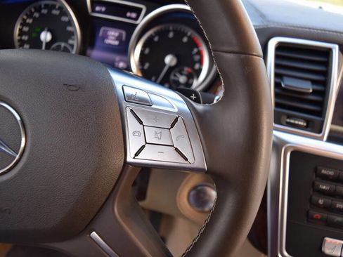 Used 2014 Mercedes-Benz ML 550 4MATIC image 65