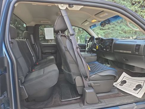 Used 2012 Chevrolet Silverado 2500 LT AWD/4WD image 32