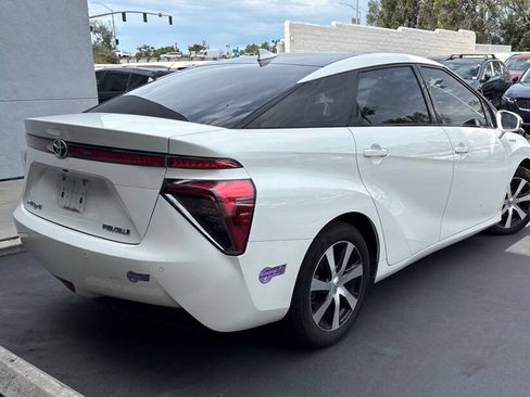 Used 2019 Toyota Mirai FWD image 5