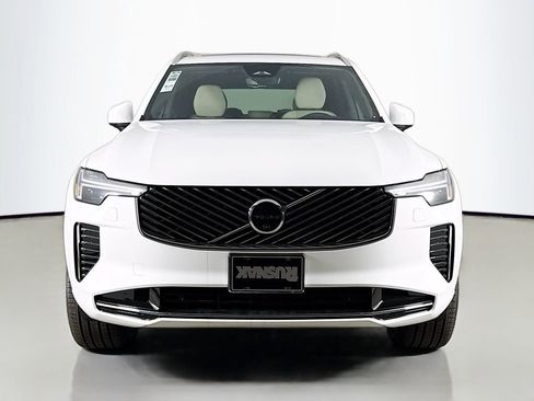 New 2026 Volvo XC90 B6 Plus w/ Protection Package Premier image 2