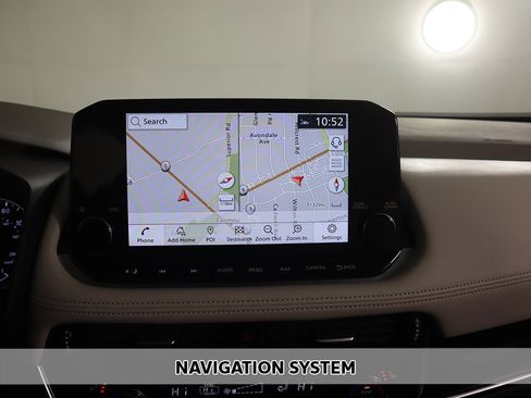 Used 2023 Nissan Rogue SL w/ SL Premium Package image 3