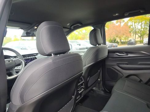 New 2026 Jeep Grand Cherokee Laredo RWD image 9