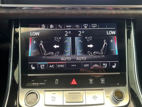 Used 2025 Audi Q7 3.0T Prestige AWD/4WD image 21