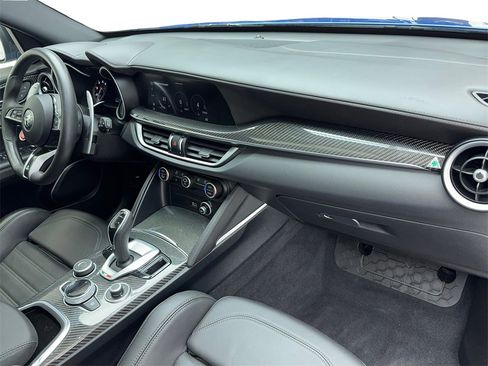 Used 2022 Alfa Romeo Stelvio Quadrifoglio w/ Active Assist Plus Package image 44