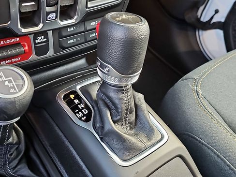 New 2026 Jeep Gladiator Sport image 10