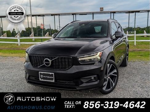 Used 2020 Volvo XC40 T5 R-Design w/ Protection Package Premier AWD/4WD image 1