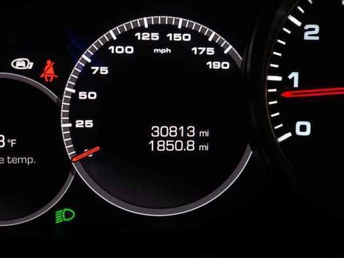 Used 2021 Porsche Cayenne GTS image 22