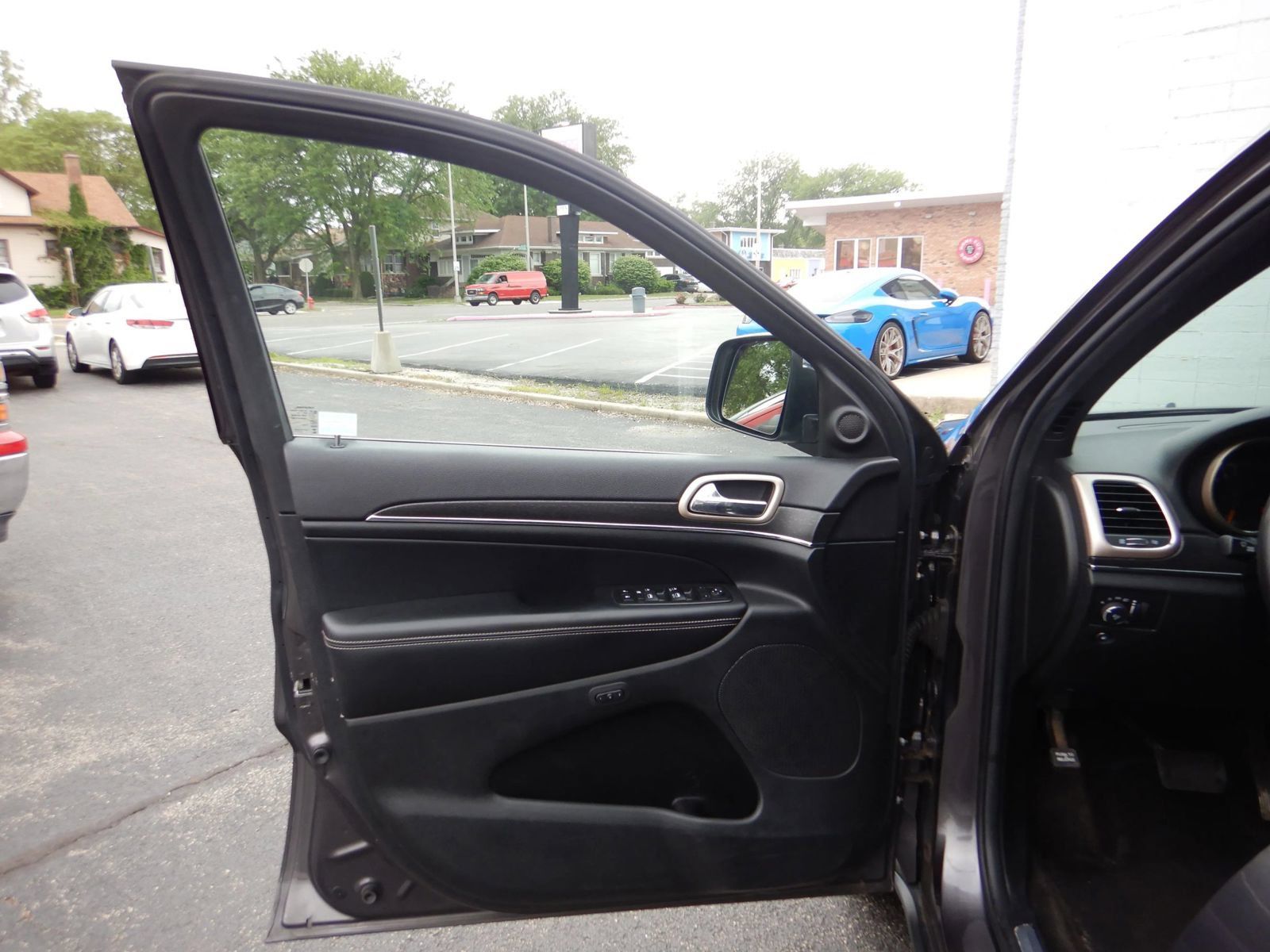 Used 2015 Jeep Grand Cherokee Limited AWD/4WD image 11