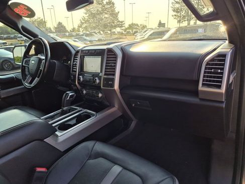 Used 2018 Ford F150 Platinum w/ Equipment Group 701A Luxury AWD/4WD image 21