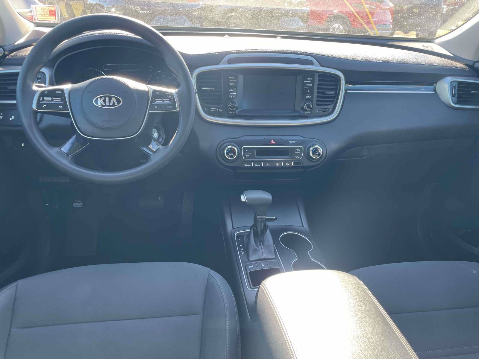 Used 2019 Kia Sorento AWD V6 image 14