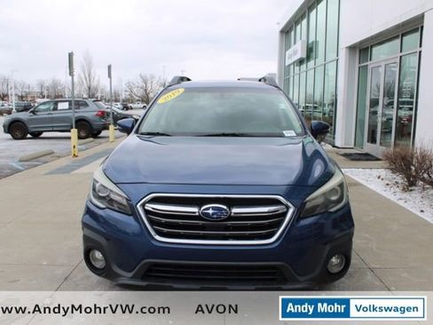 Used 2019 Subaru Outback 2.5i Limited AWD/4WD image 2