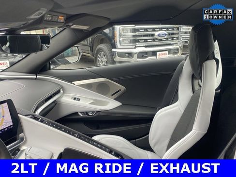 Used 2021 Chevrolet Corvette Stingray Preferred Conv w/ 2LT image 44