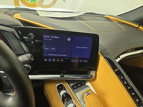 Used 2021 Chevrolet Corvette Stingray Preferred Cpe w/ Engine Appearance Package image 21