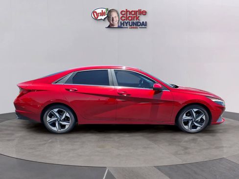 Certified 2023 Hyundai Elantra Limited FWD image 6