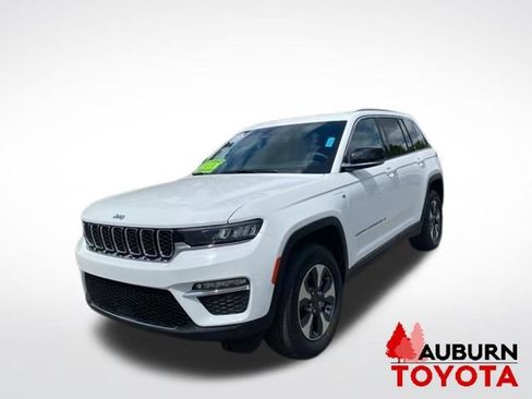 Used 2024 Jeep Grand Cherokee Limited 4xe AWD/4WD image 3