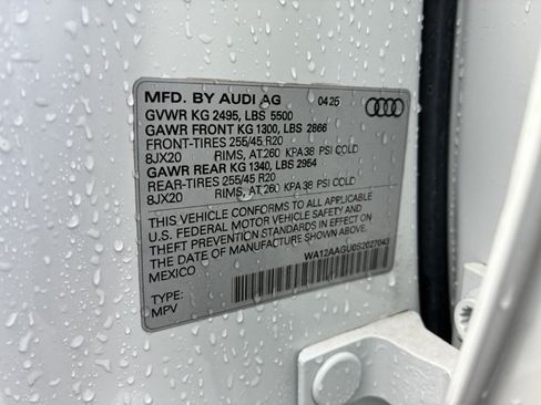 Used 2025 Audi Q5 Premium Plus w/ Premium Plus AWD/4WD image 15