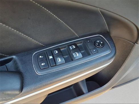 Used 2019 Dodge Charger R/T w/ Plus Group image 12