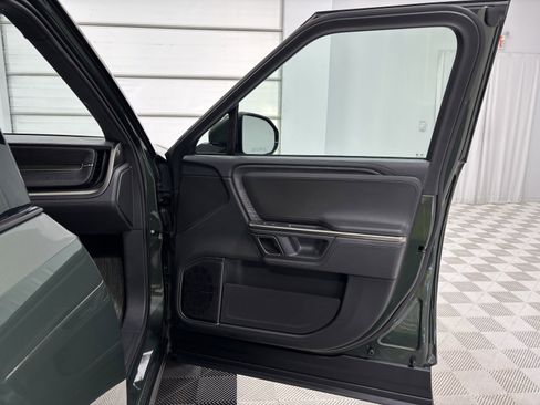 Used 2023 Rivian R1S Adventure AWD/4WD image 18