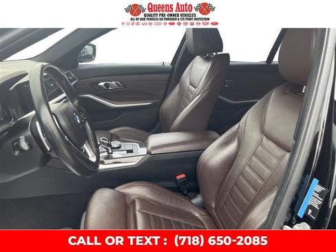 Used 2019 BMW 330i xDrive Sedan w/ Premium Package AWD/4WD image 10