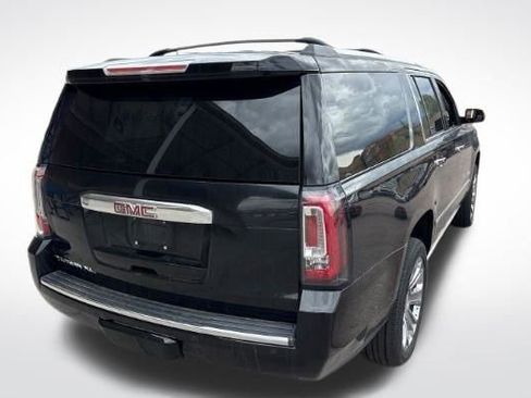 Used 2016 GMC Yukon XL Denali w/ Open Road Package AWD/4WD image 5
