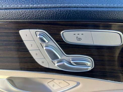 Used 2016 Mercedes-Benz GLC 300 4MATIC image 13