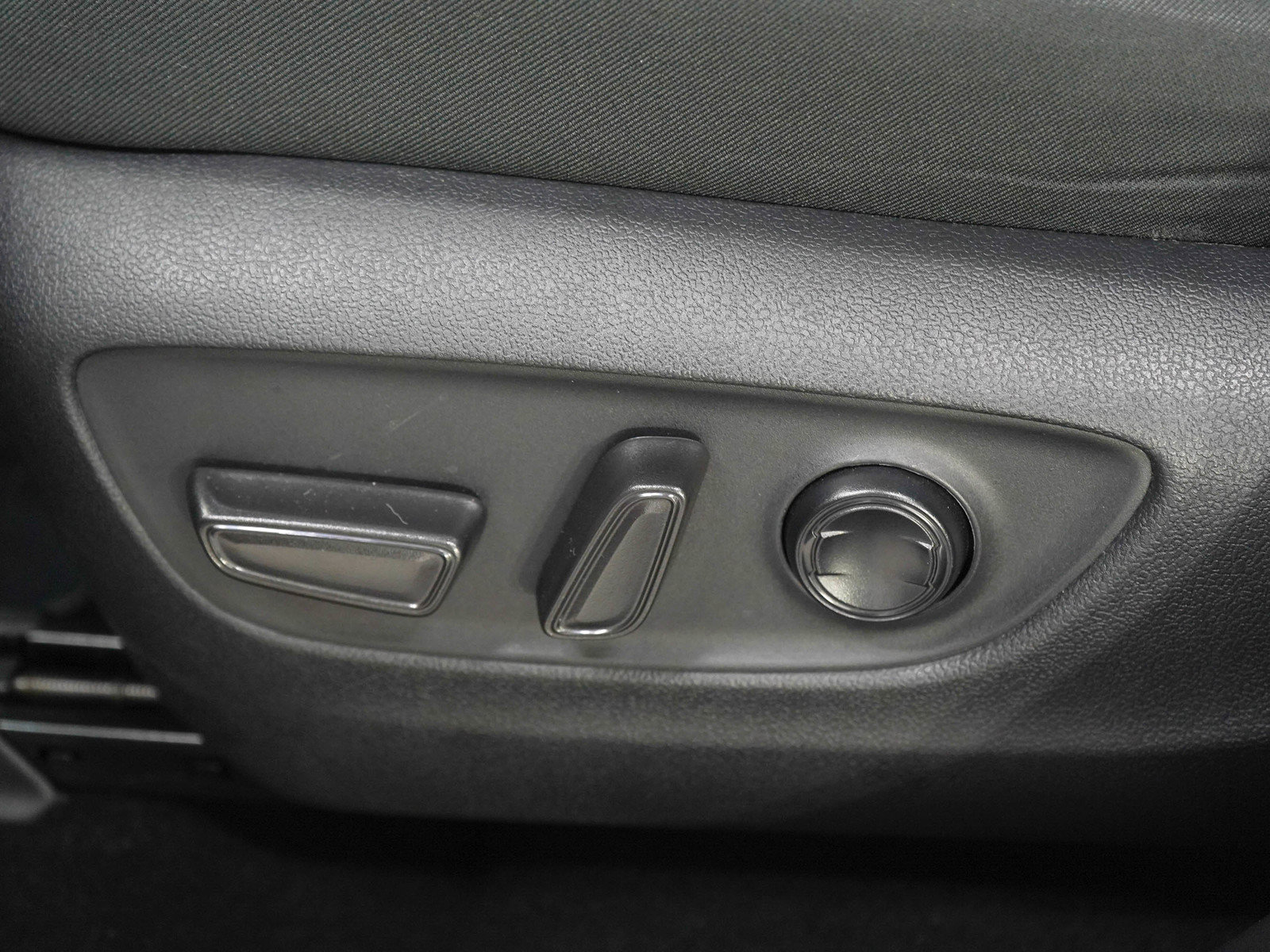 Used 2024 Toyota RAV4 XLE AWD/4WD image 23