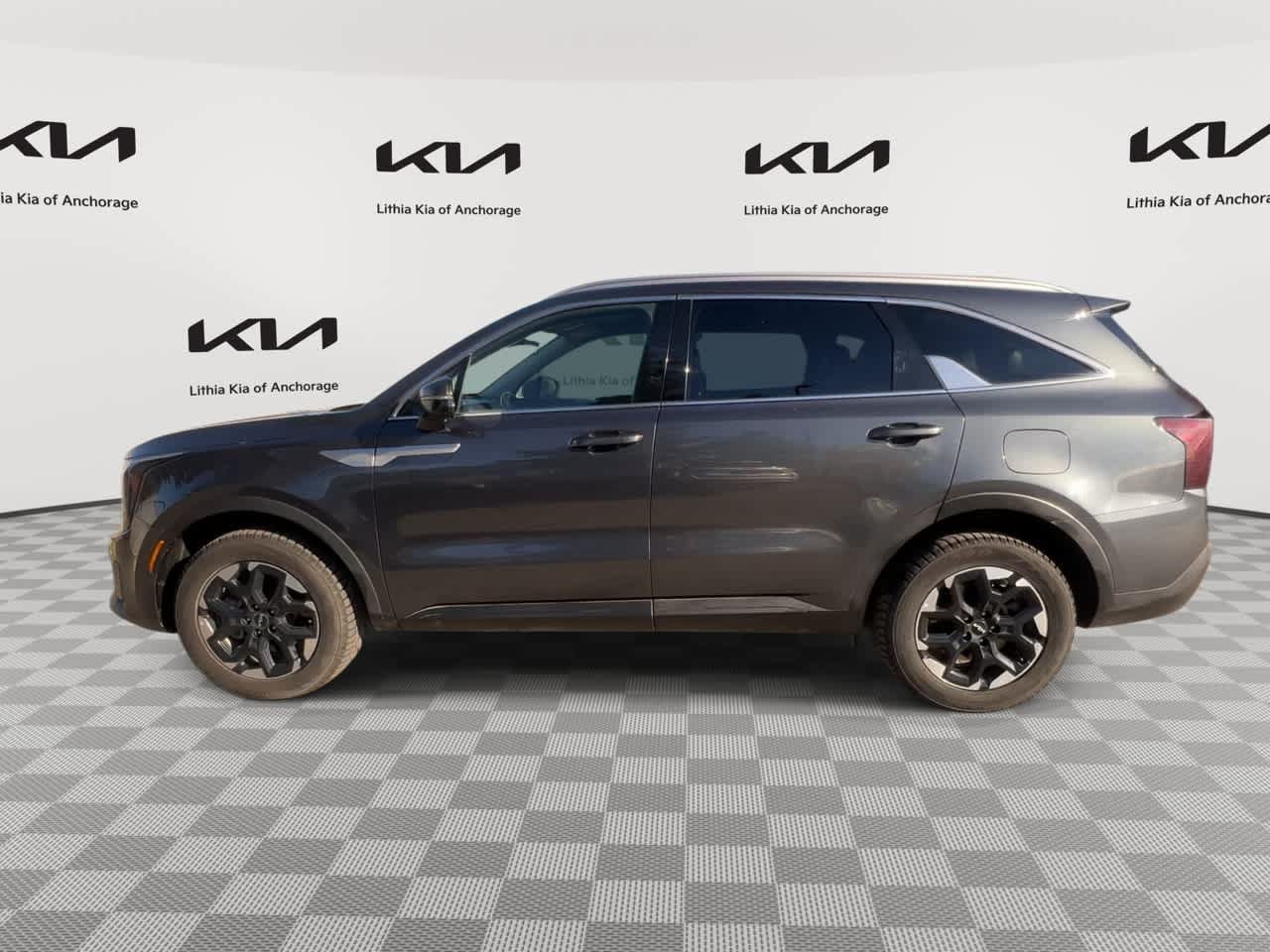 Used 2024 Kia Sorento S AWD/4WD image 6