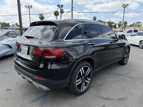 Used 2021 Mercedes-Benz GLC 300 4MATIC w/ Premium Package image 5
