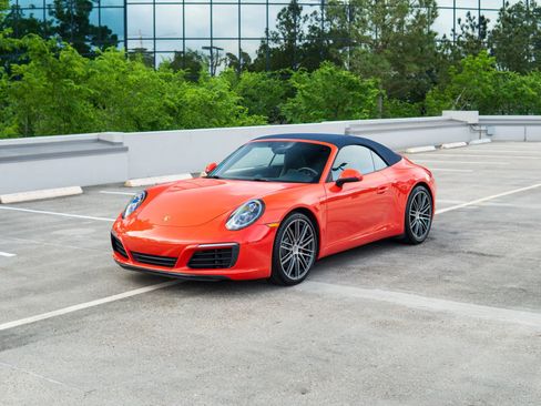 Used 2019 Porsche 911 Carrera S RWD image 5