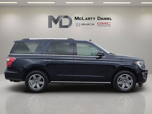 Used 2021 Ford Expedition Limited AWD/4WD image 6