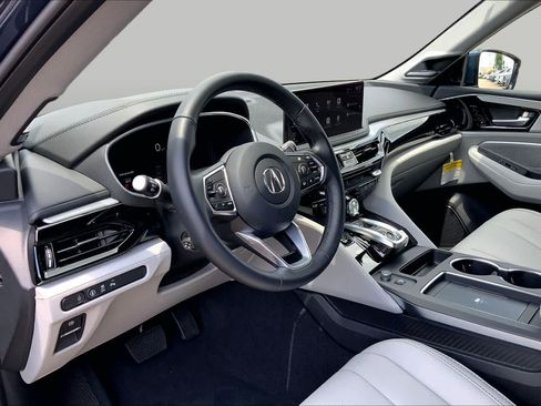 Certified 2026 Acura MDX FWD w/ Technology Package image 17